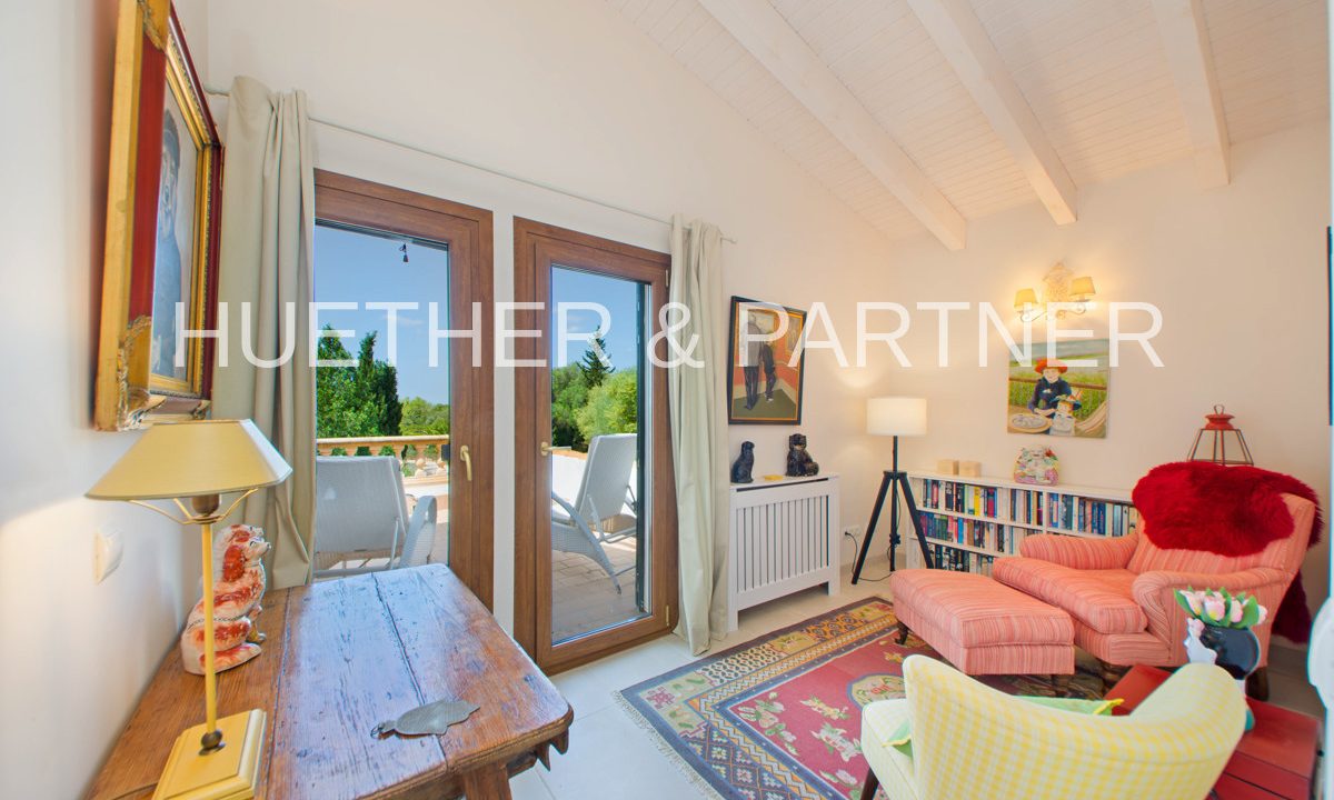 3c00d9a4-2e44-4561-99c9-66f813f38ef2