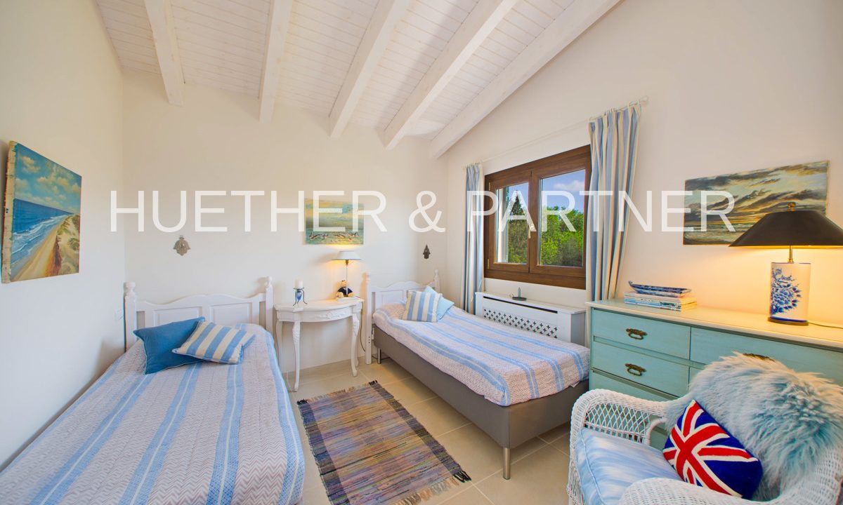 67d7118c-8a09-45fa-a545-2c87b24a153b