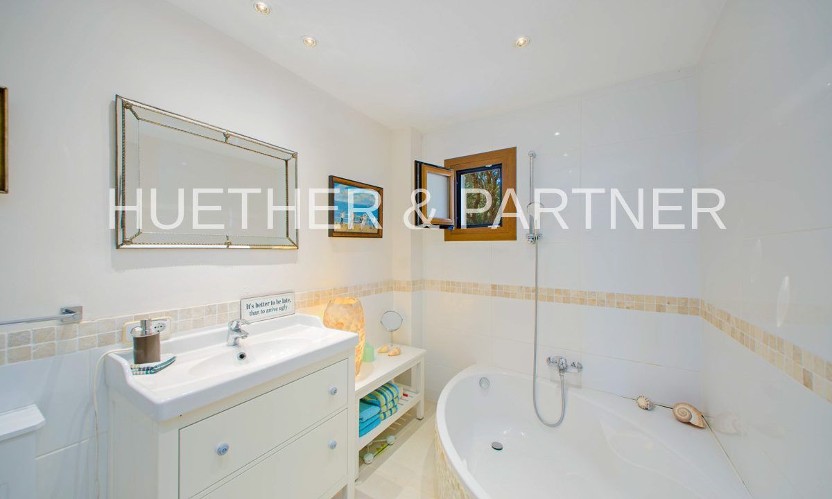 796e7f4d-076a-428d-a368-11c4d1b4fc20