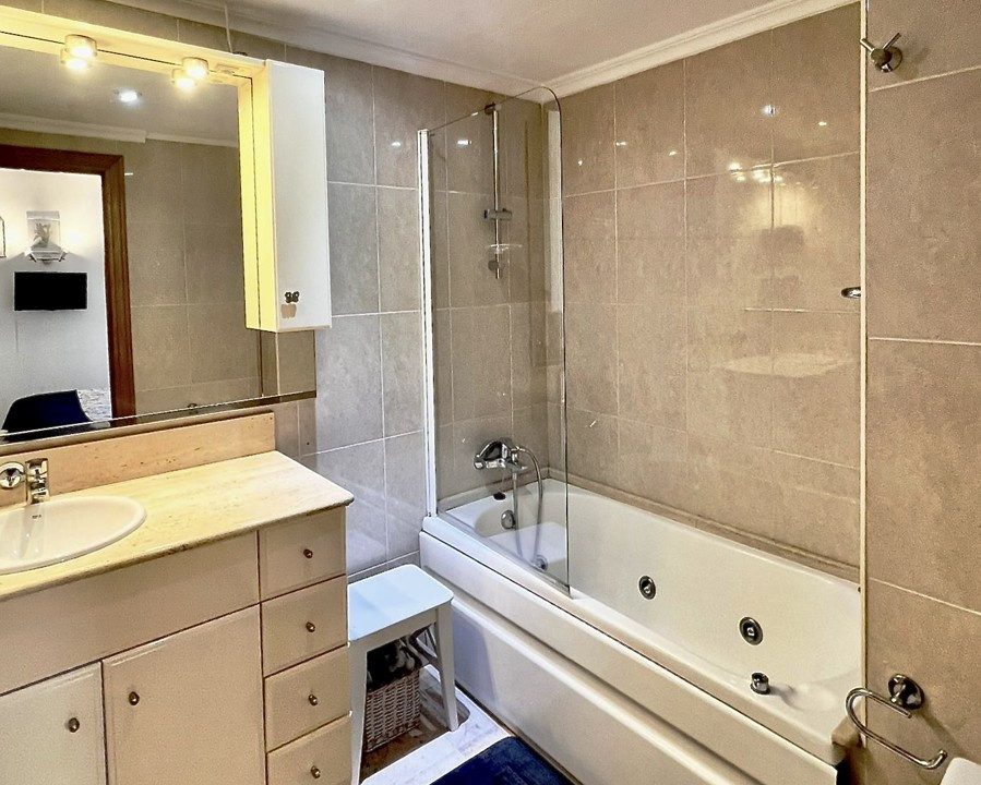 Baños mit Wanne