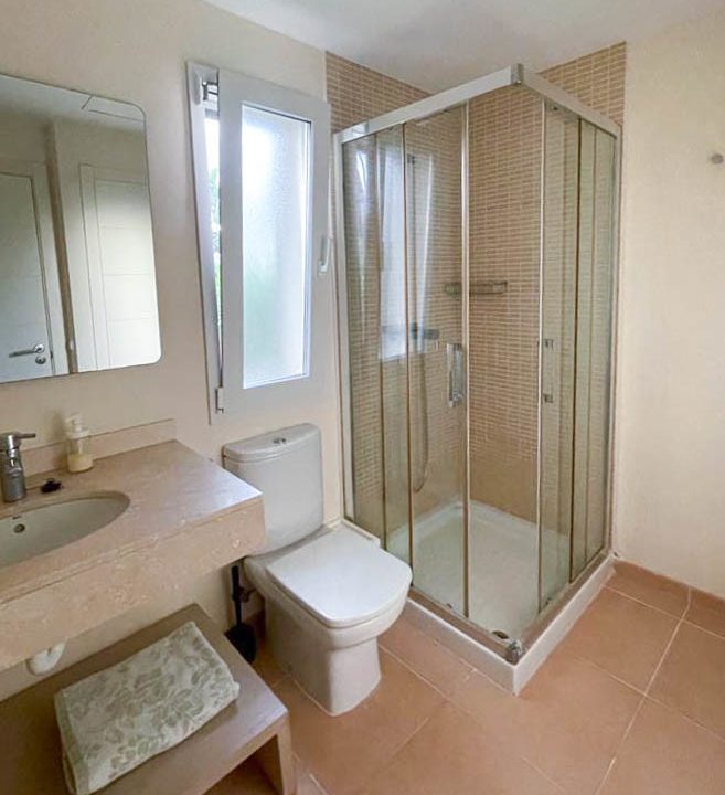 Baños 1