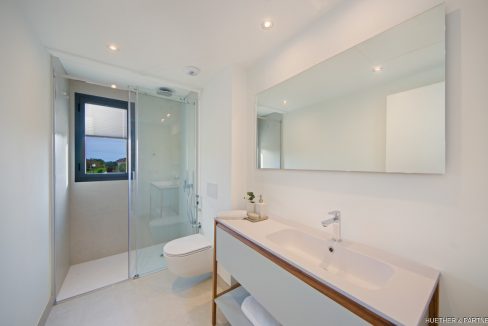 Baños 1