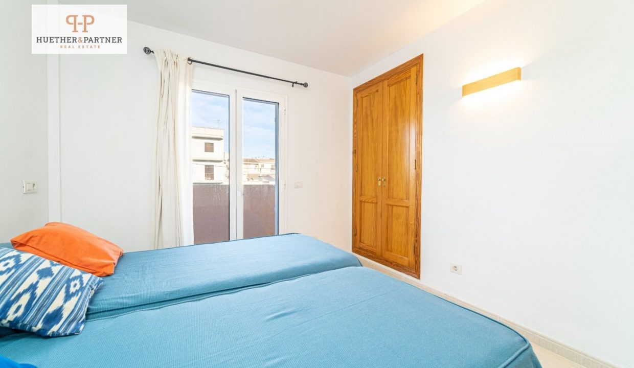 d3578177-33ca-40e1-bcd9-0f65c7b5e17d