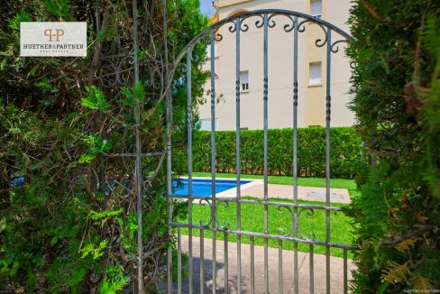 Gartentor zum Pool