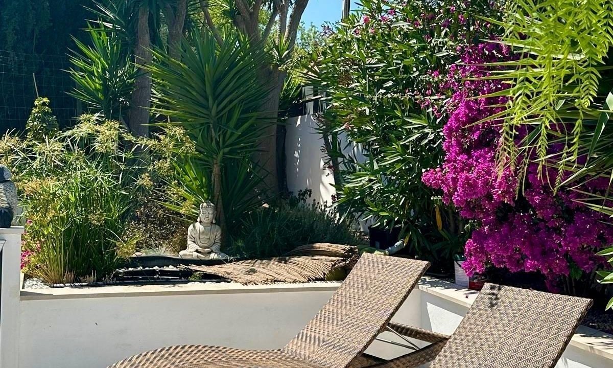 31e5776d-af33-4d82-b9be-1f3f3644fdb7