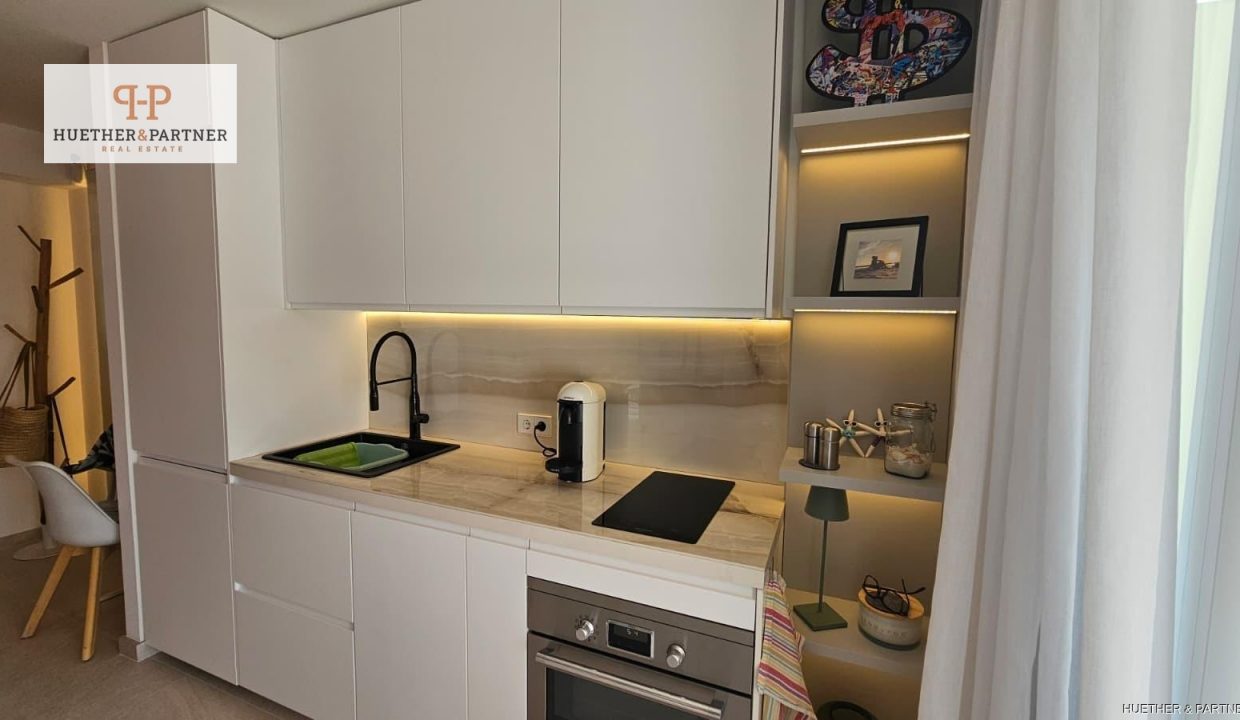 6503aeed-4853-4b24-8b08-8c8122689a32