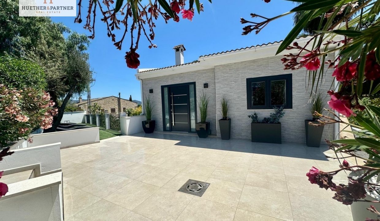 c98072d8-b829-425b-8bea-031a3becad1b