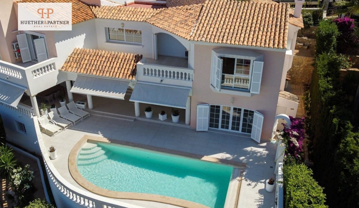 0f395c09-ad44-4b7d-ad27-4a7dcd243f33