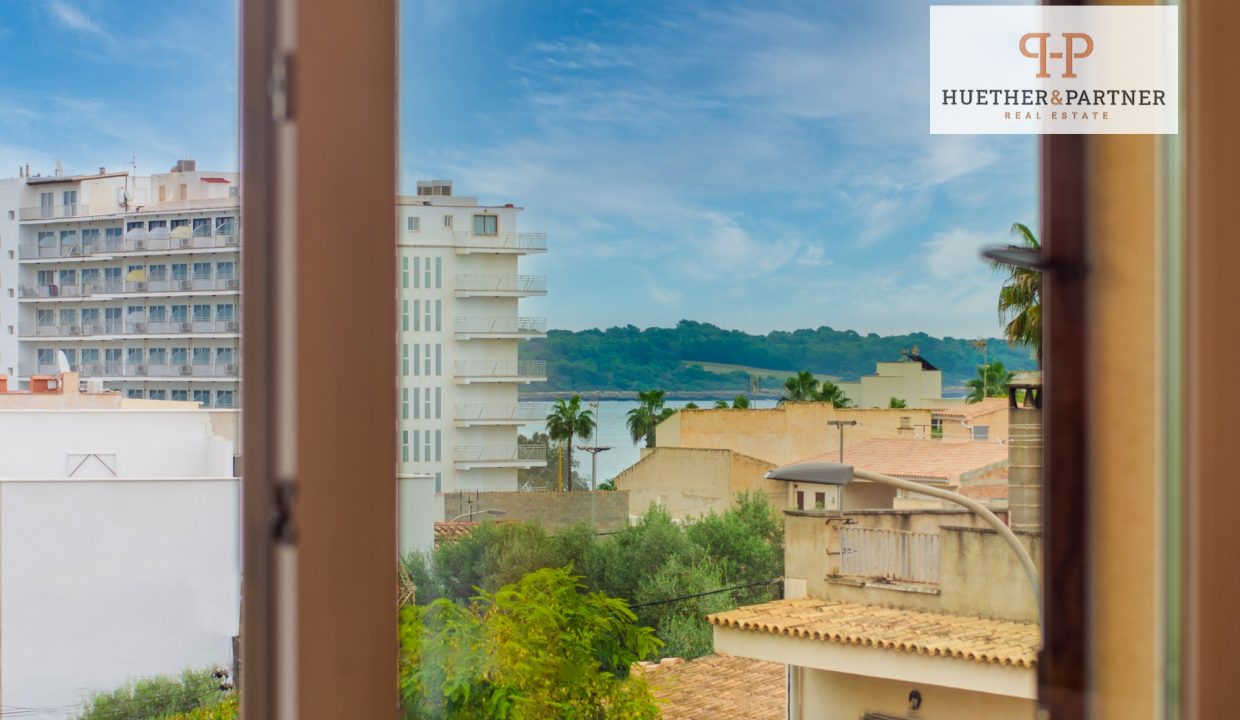 0677af2c-d70f-4a90-b486-8eaaa3f12271