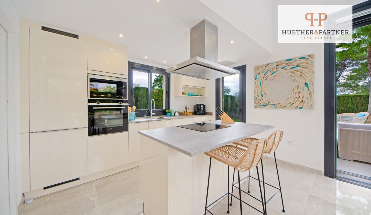 0d990b8f-df5f-4147-b98d-ebc27891e053