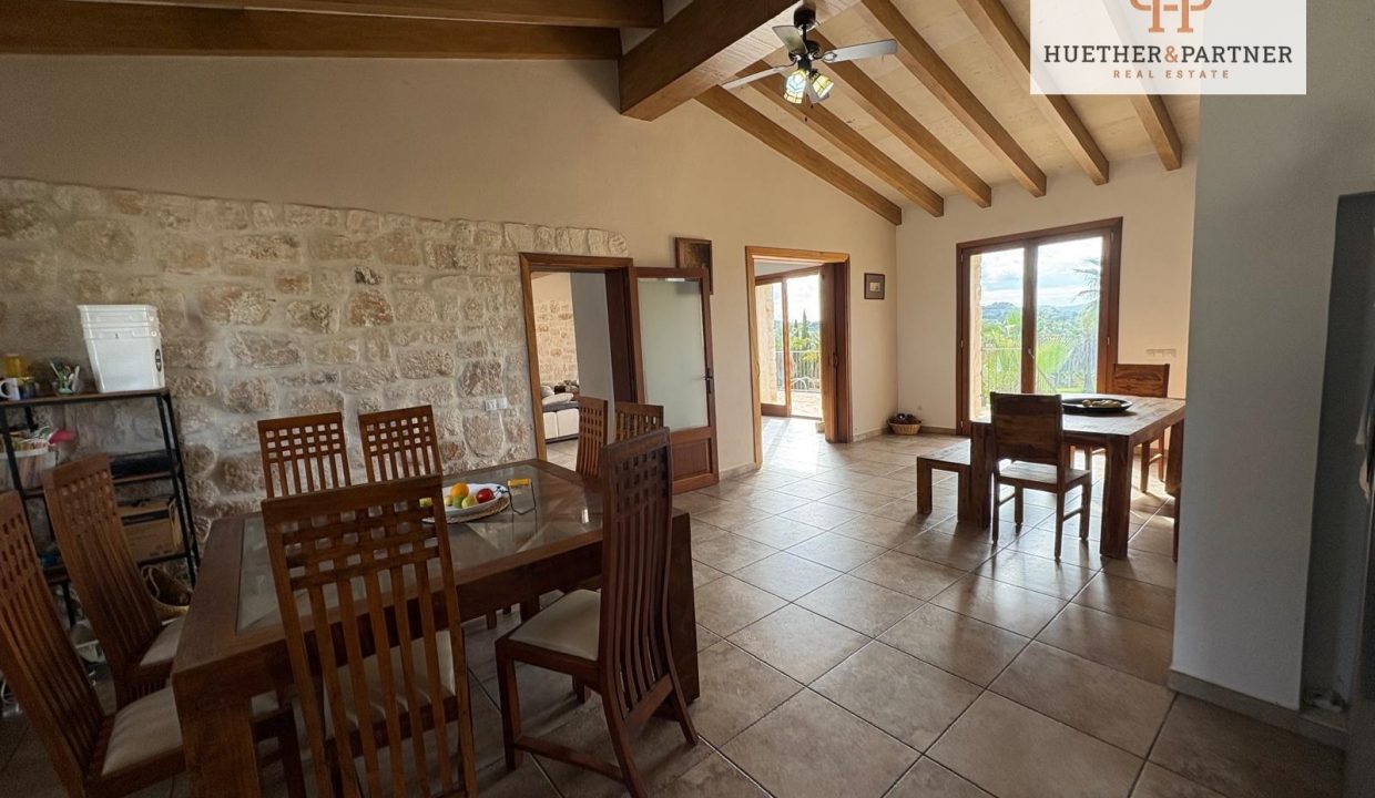 WhatsApp Image 2025-11-25 at 12.00.39