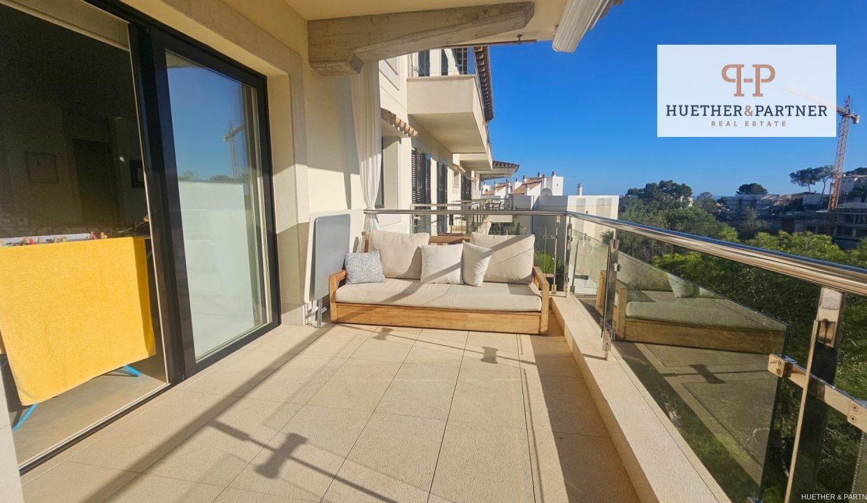 f374646c-17b1-4f21-8a7f-eae0e1f29b8e