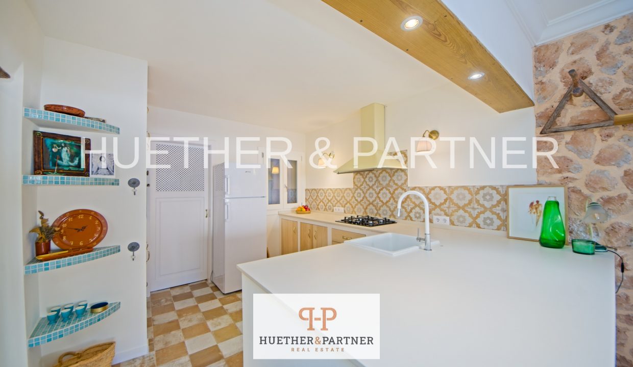 3504ee28-5edf-4197-9245-eaa40a35b134