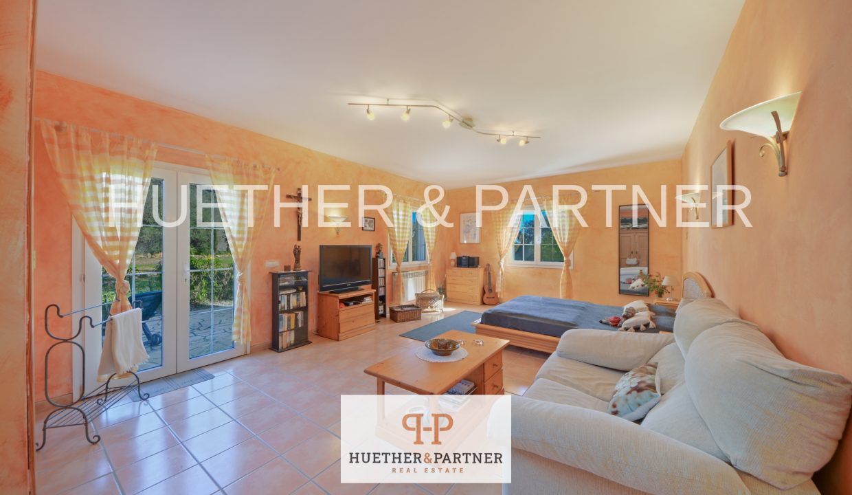 4a192b4a-61ed-4496-8f95-b0aac039db8d