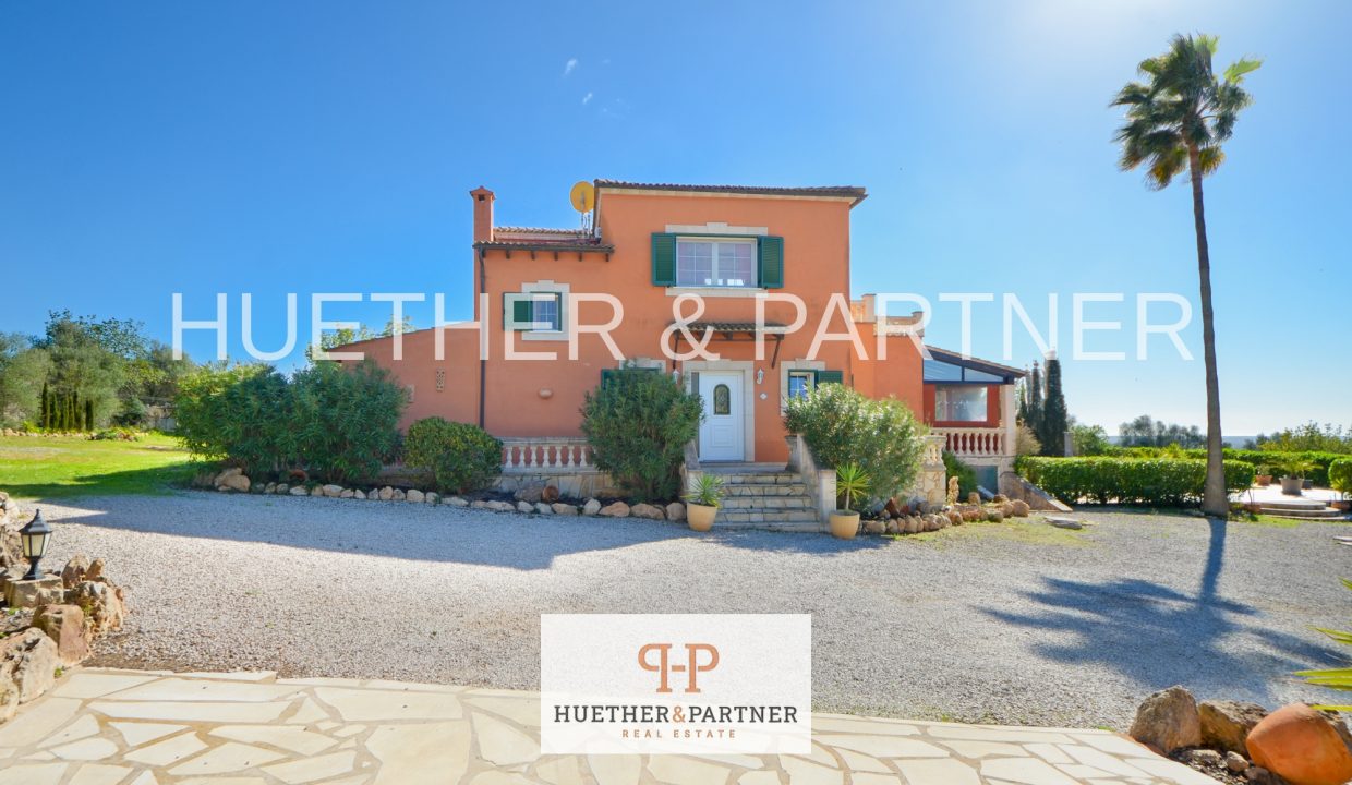 e12431c0-0d66-49e5-bb93-9165cd0c0103