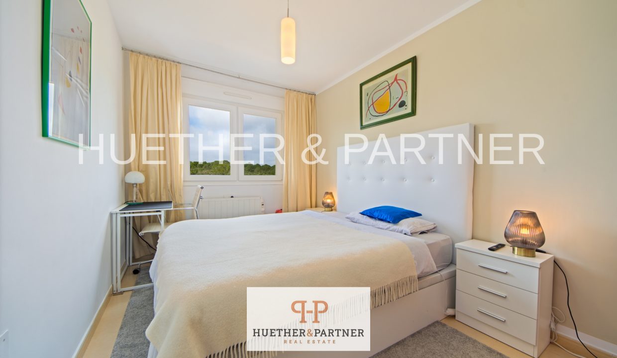 f25ce586-167d-4e0d-8b33-a4a29ac3314f