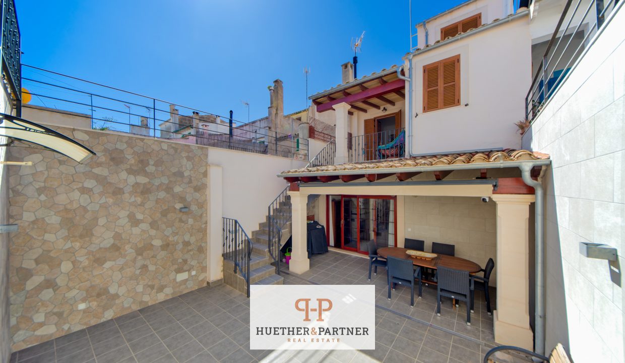 fc7f050e-3d1f-4413-bb8f-4288b4a9294d