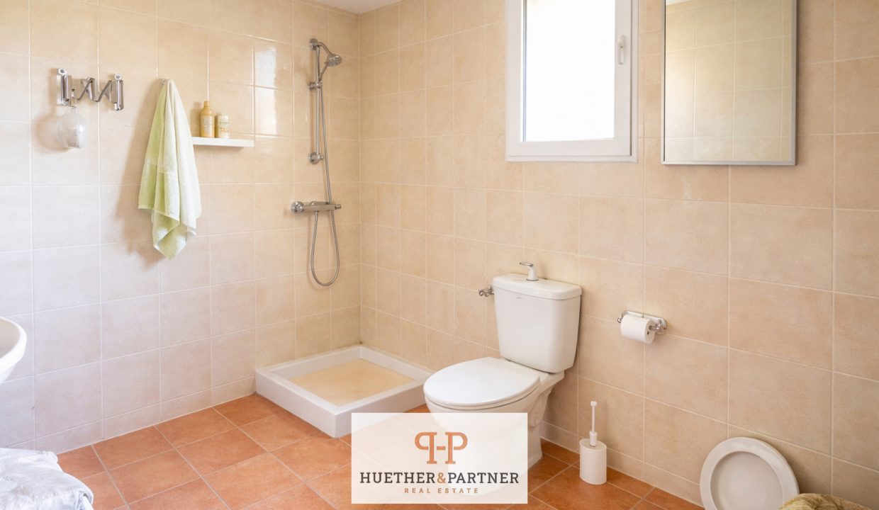 72c565c0-8664-459a-979a-09f95eaa63d3