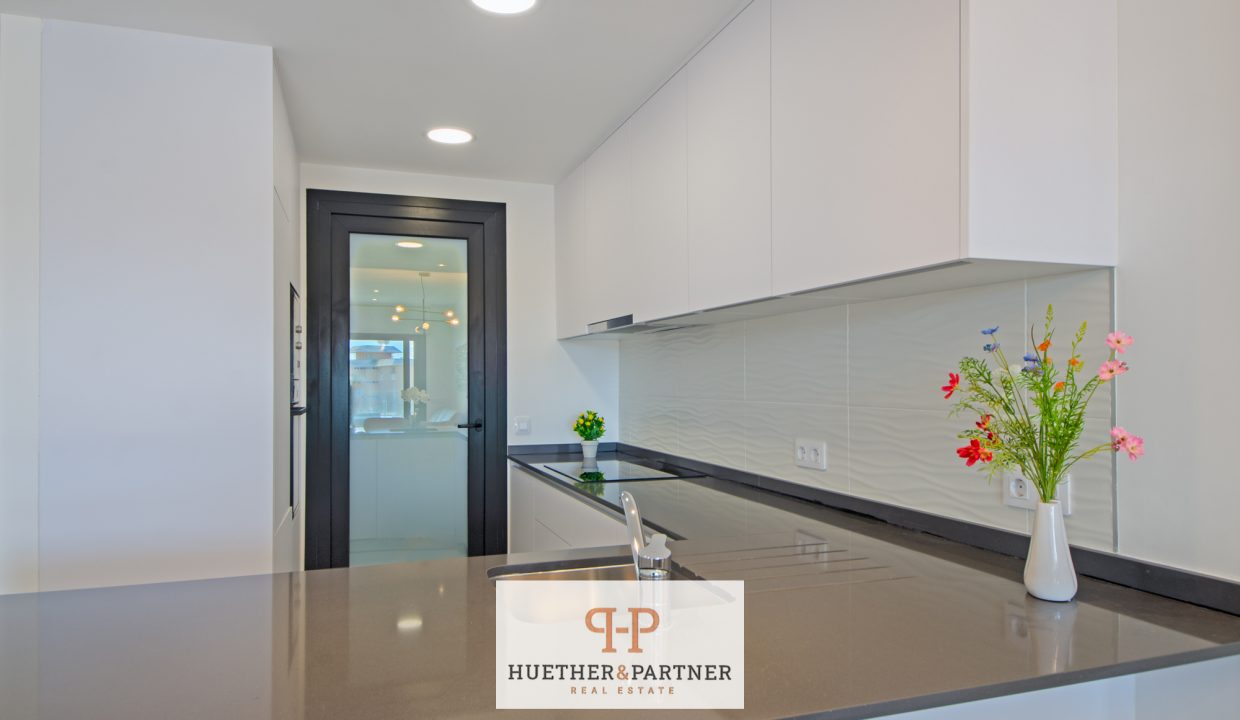 84635040-906b-4d42-b24c-09fd5c38b997